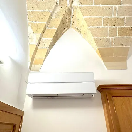 Casa Ginevra, Private Garage, Vaulted Ceilings Apartamento Lecce